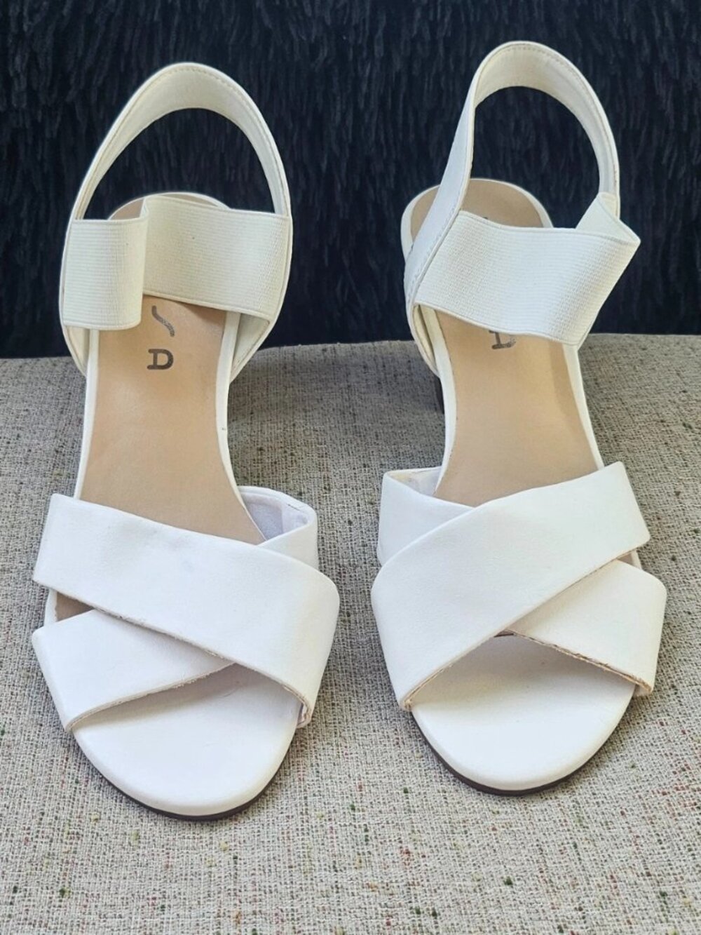 Unisa Women Sandal White Faux Vegan Leather Upper Heel Shoes 10M